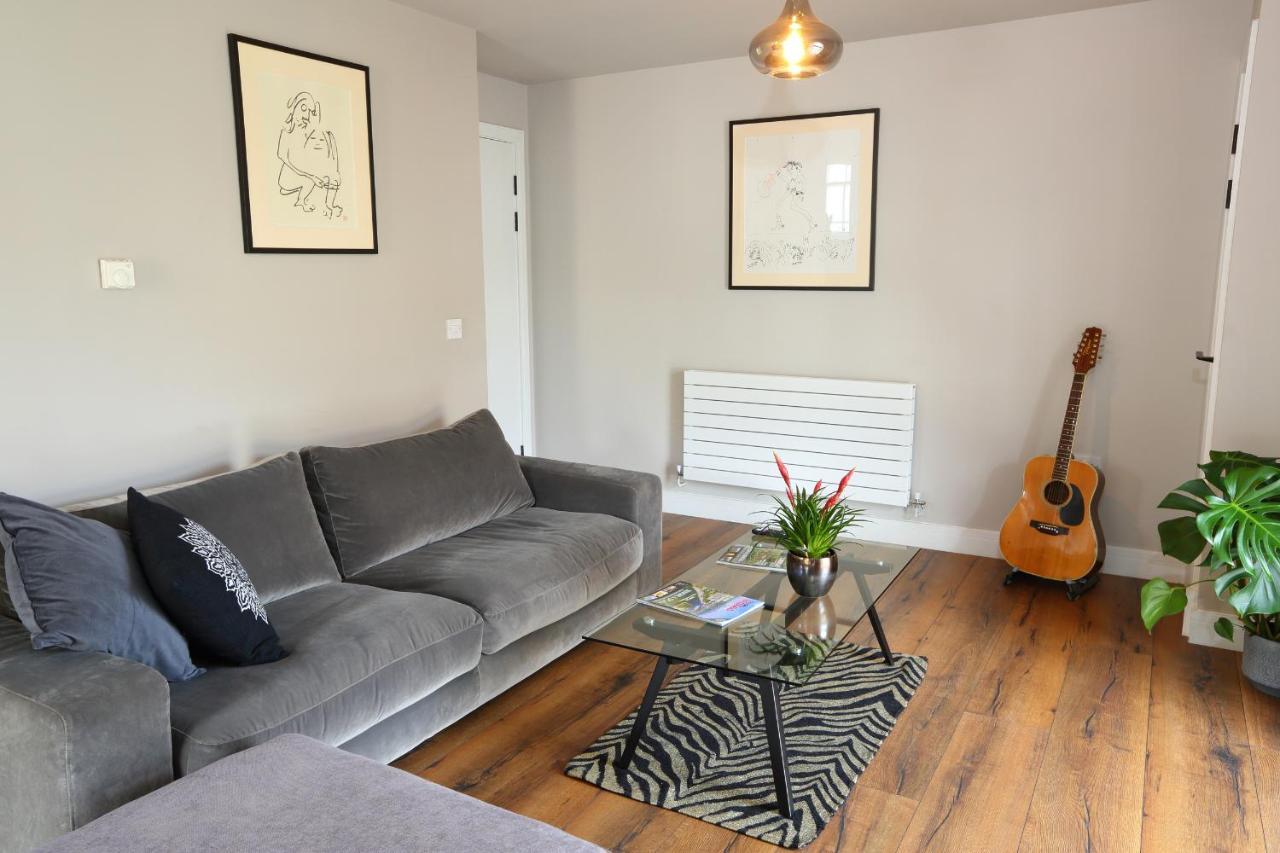 The Breathe Residence Rhyl Bagian luar foto