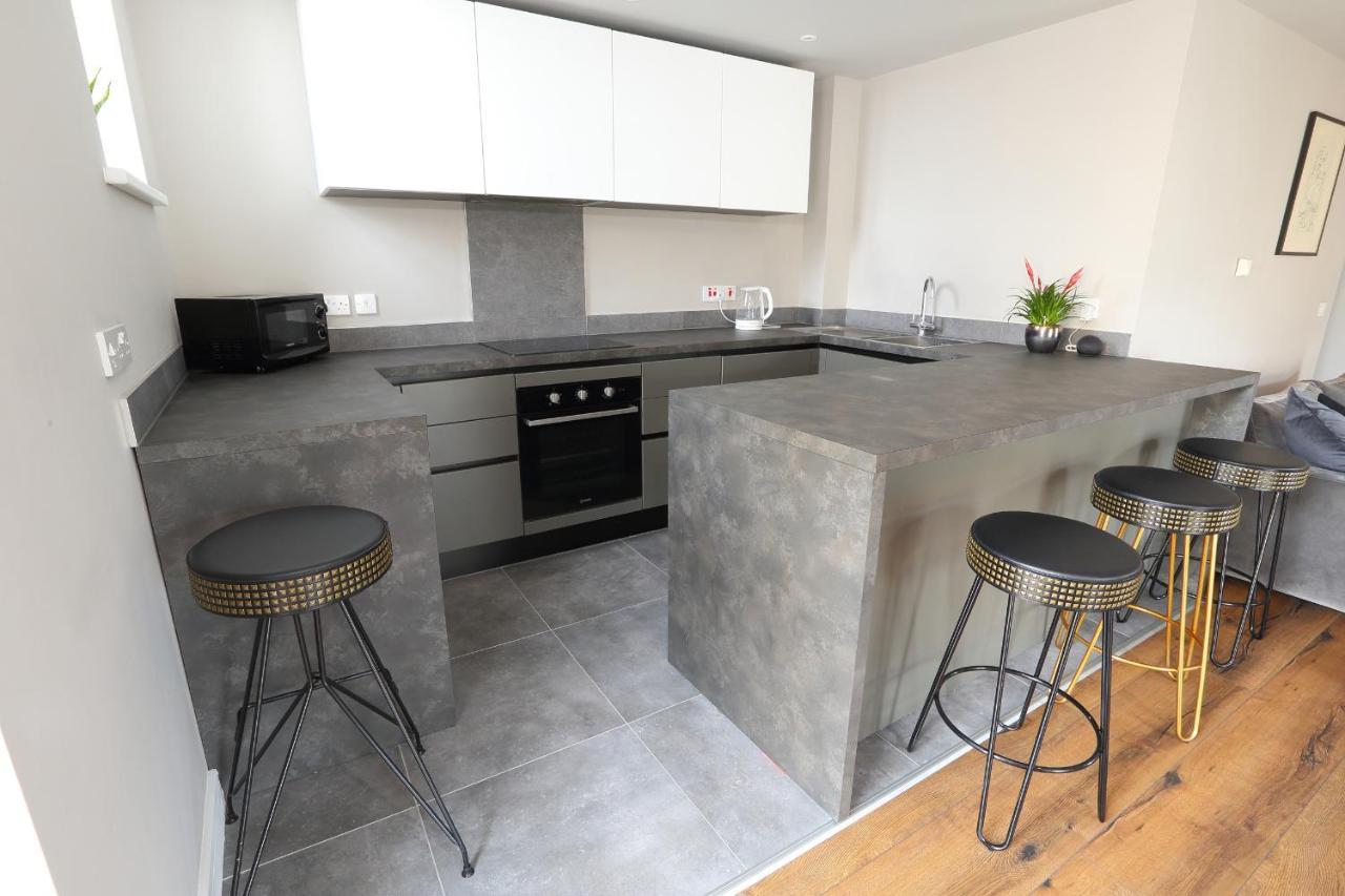 The Breathe Residence Rhyl Bagian luar foto