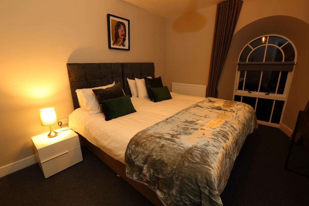 The Breathe Residence Rhyl Bagian luar foto